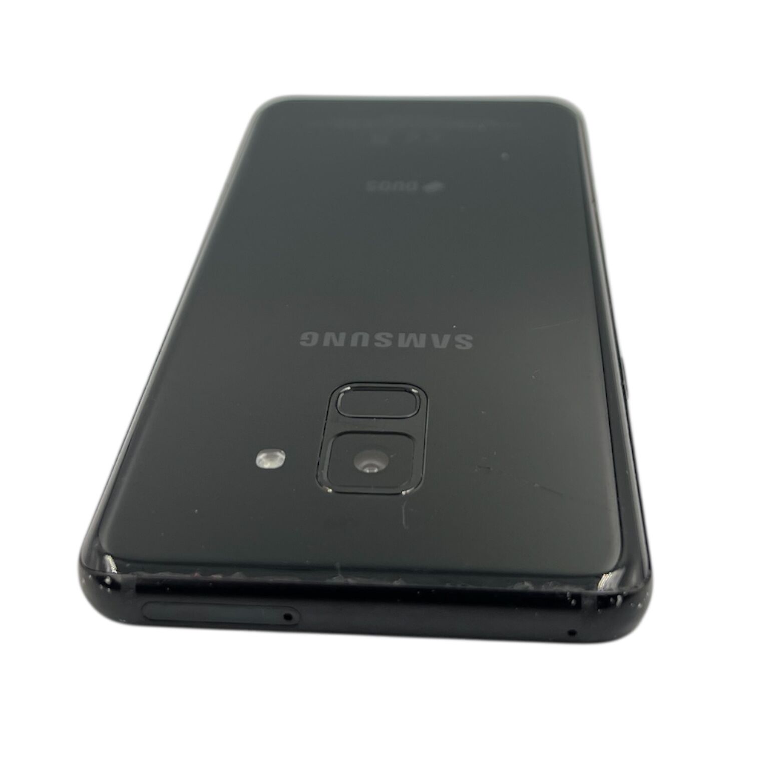 Смартфон Samsung Galaxy A8 4/32 ГБ