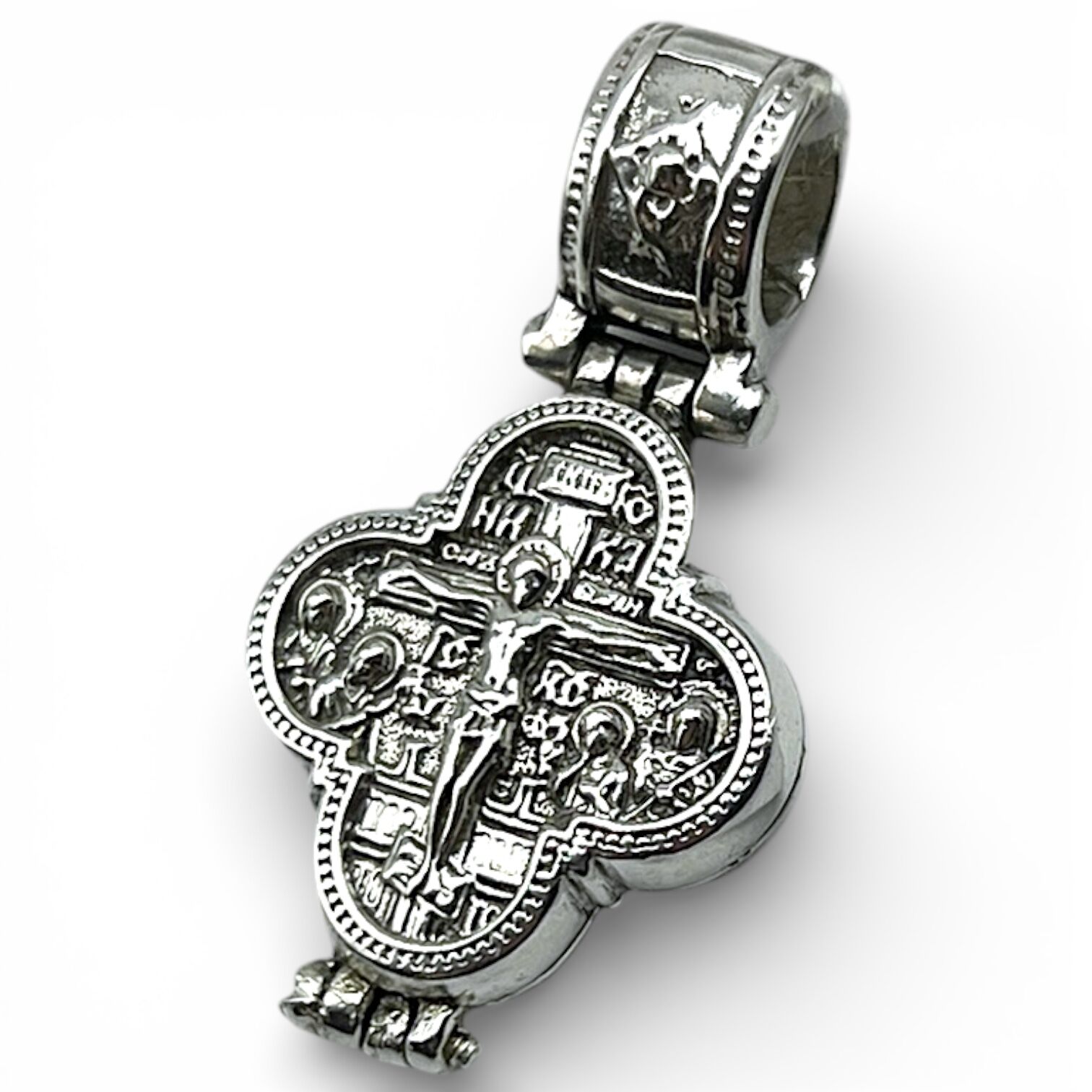 Срібний підвіс без вставок