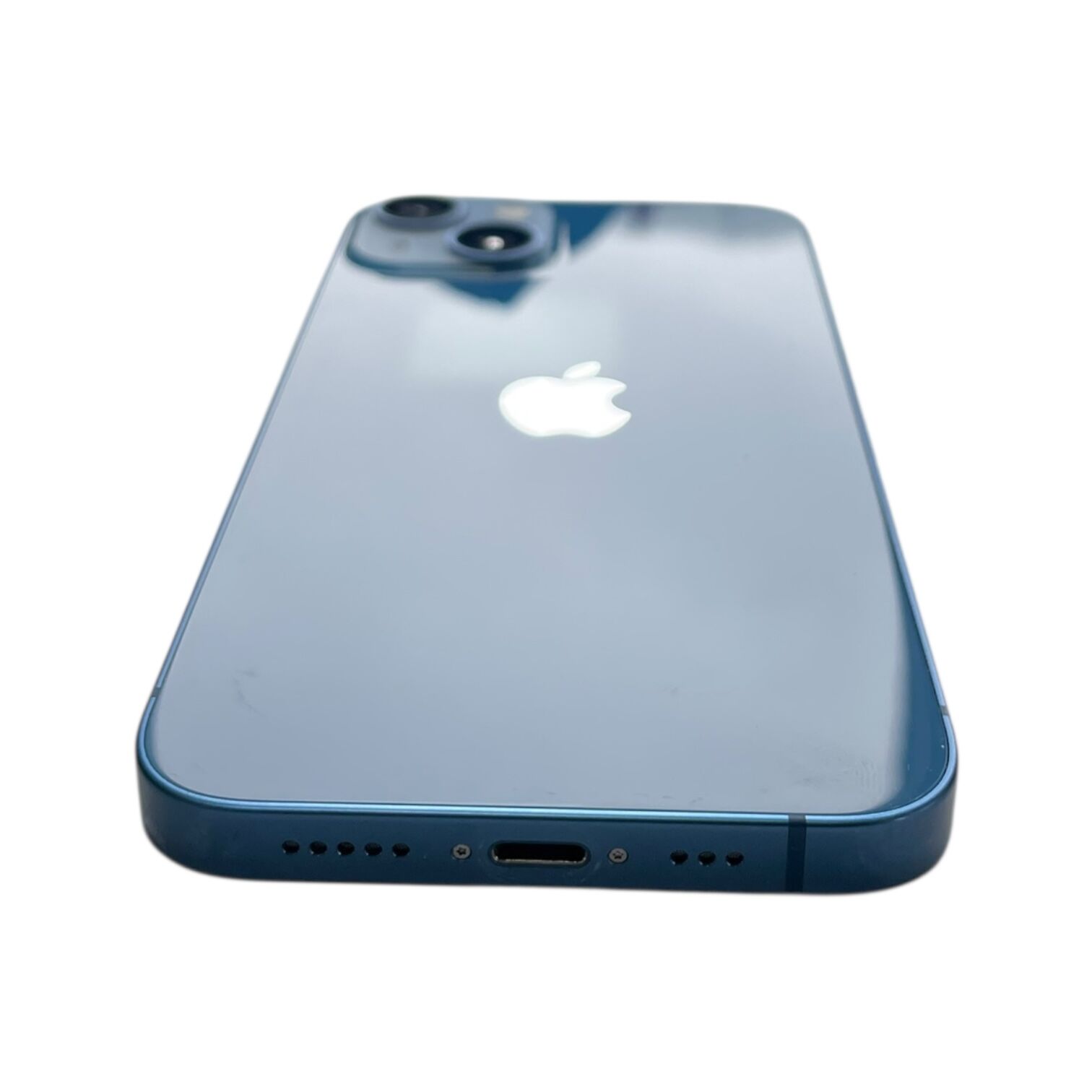 Смартфон Apple iPhone 13 4/128Gb