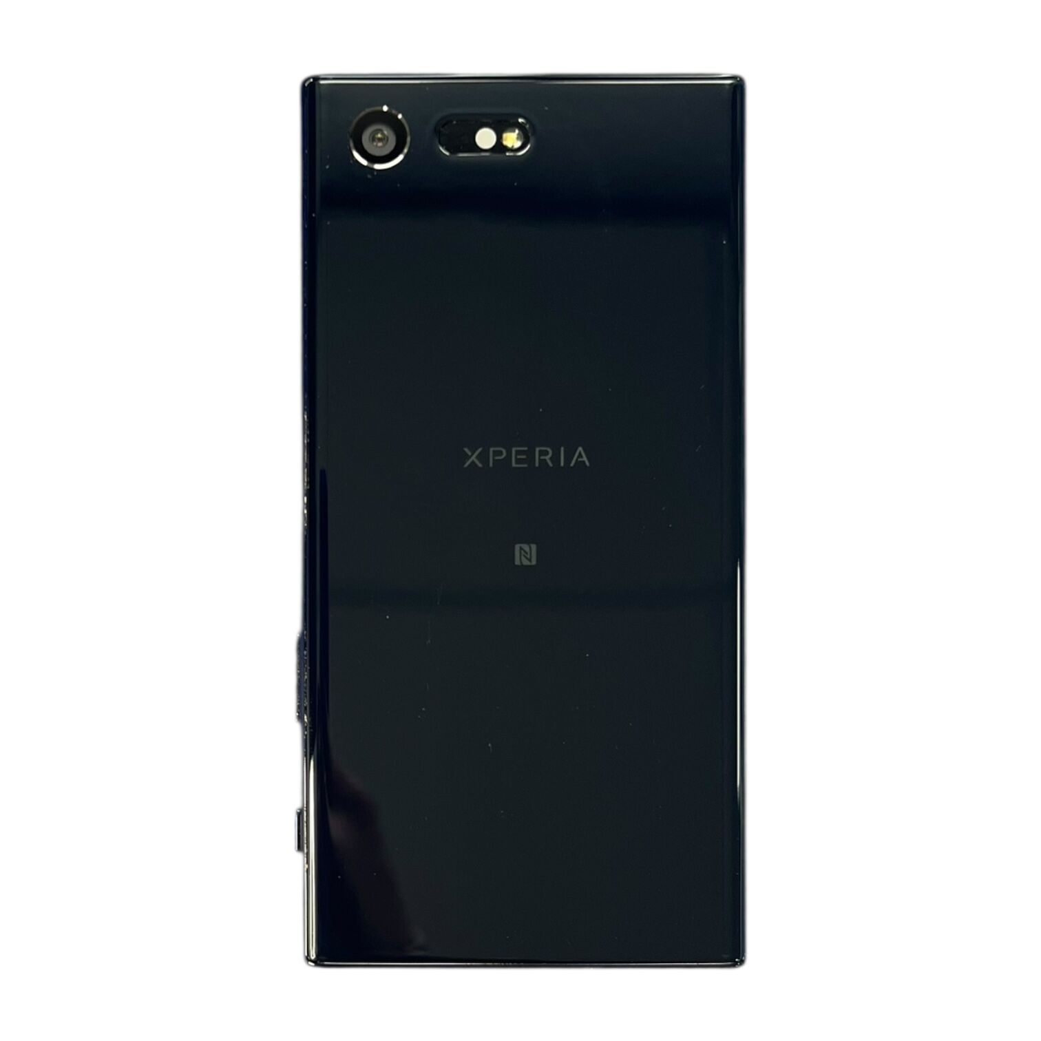Смартфон Sony Xperia X Compact 3/32 ГБ