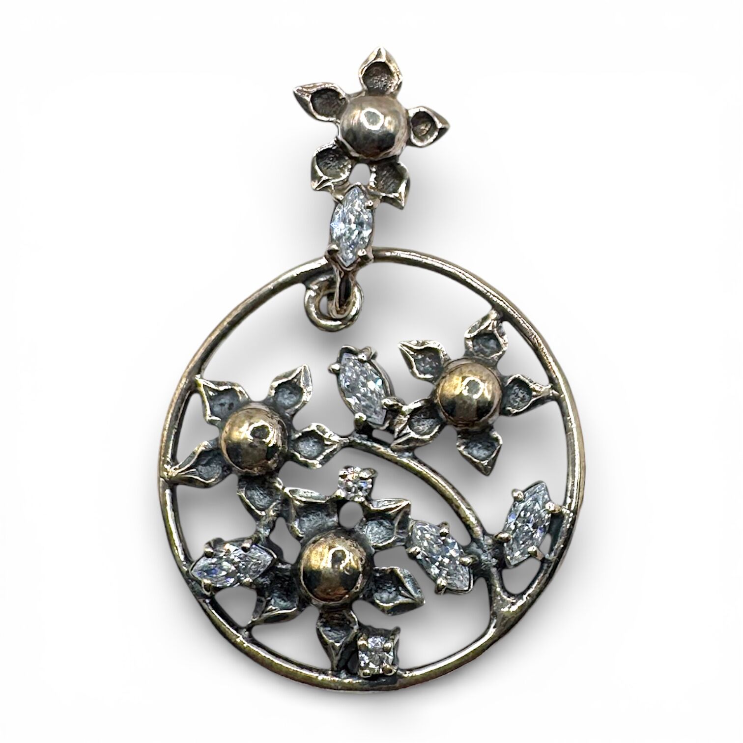 Срібний кулон з фіанітами