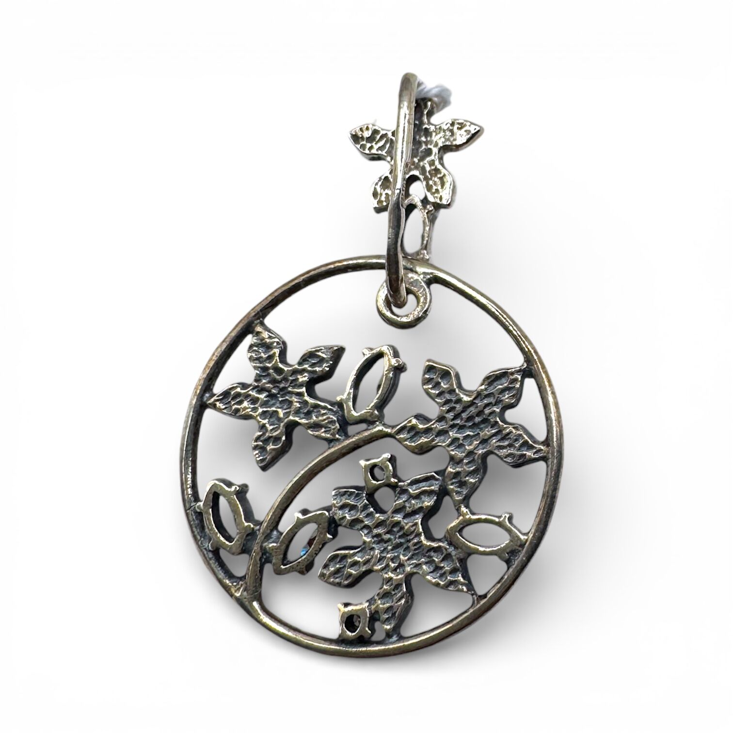 Срібний кулон з фіанітами