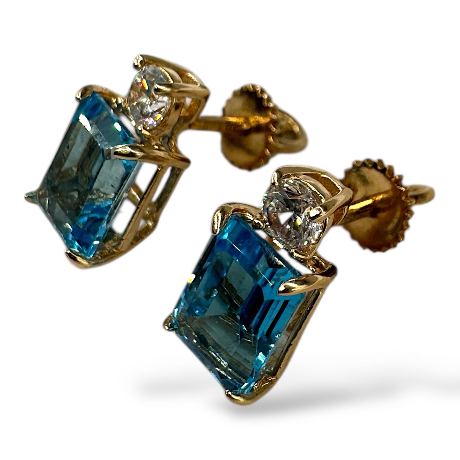 Золотые серьги с аквамарином