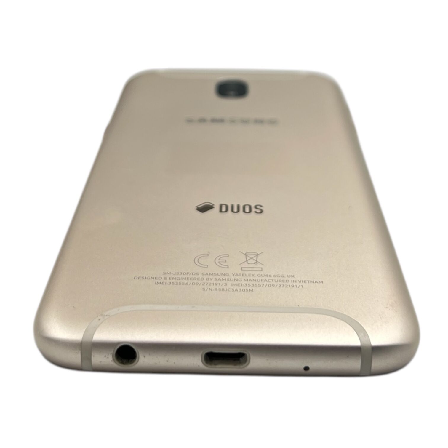 Смартфон Samsung Galaxy J5 2/16 ГБ