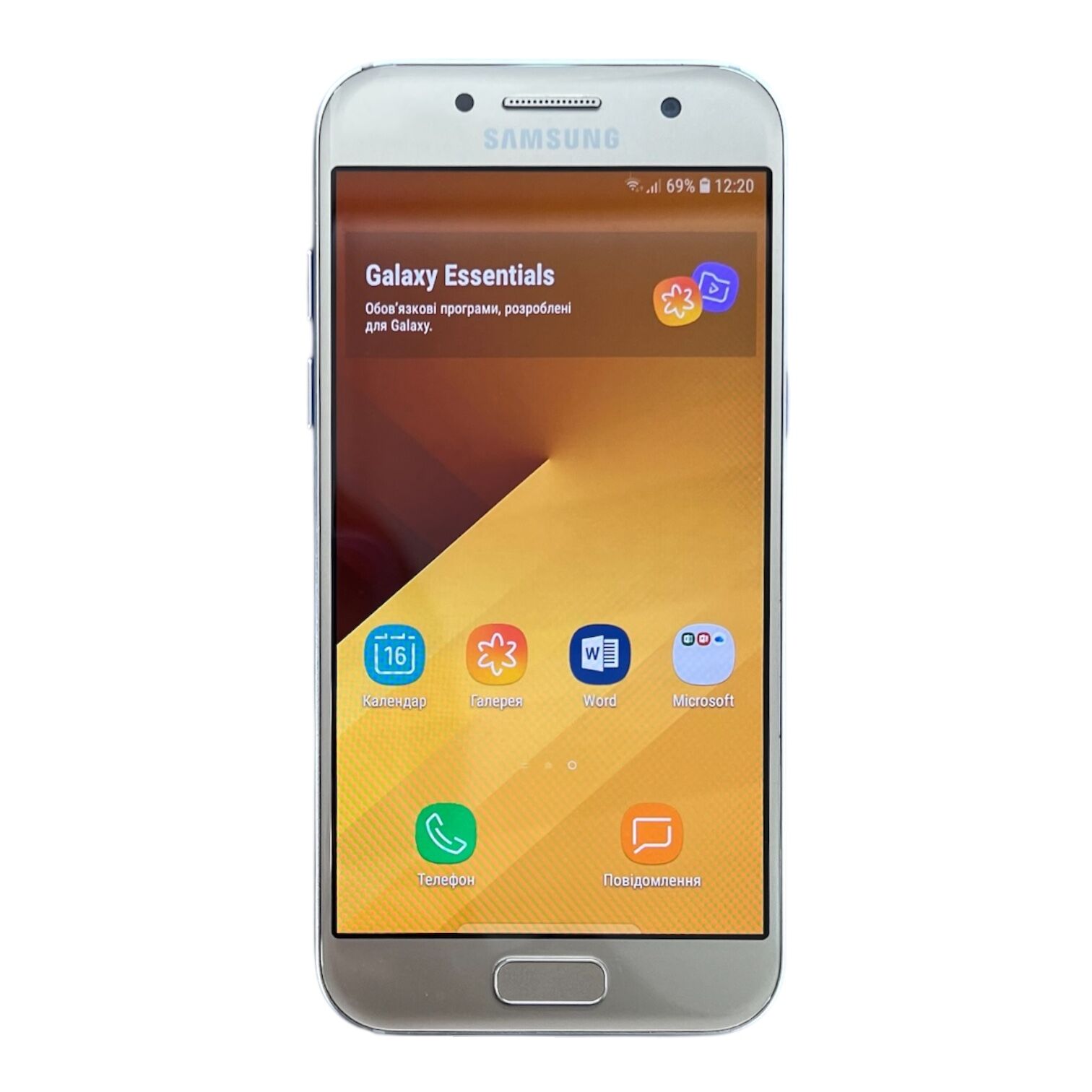 Смартфон Samsung Galaxy A3 3/16 ГБ