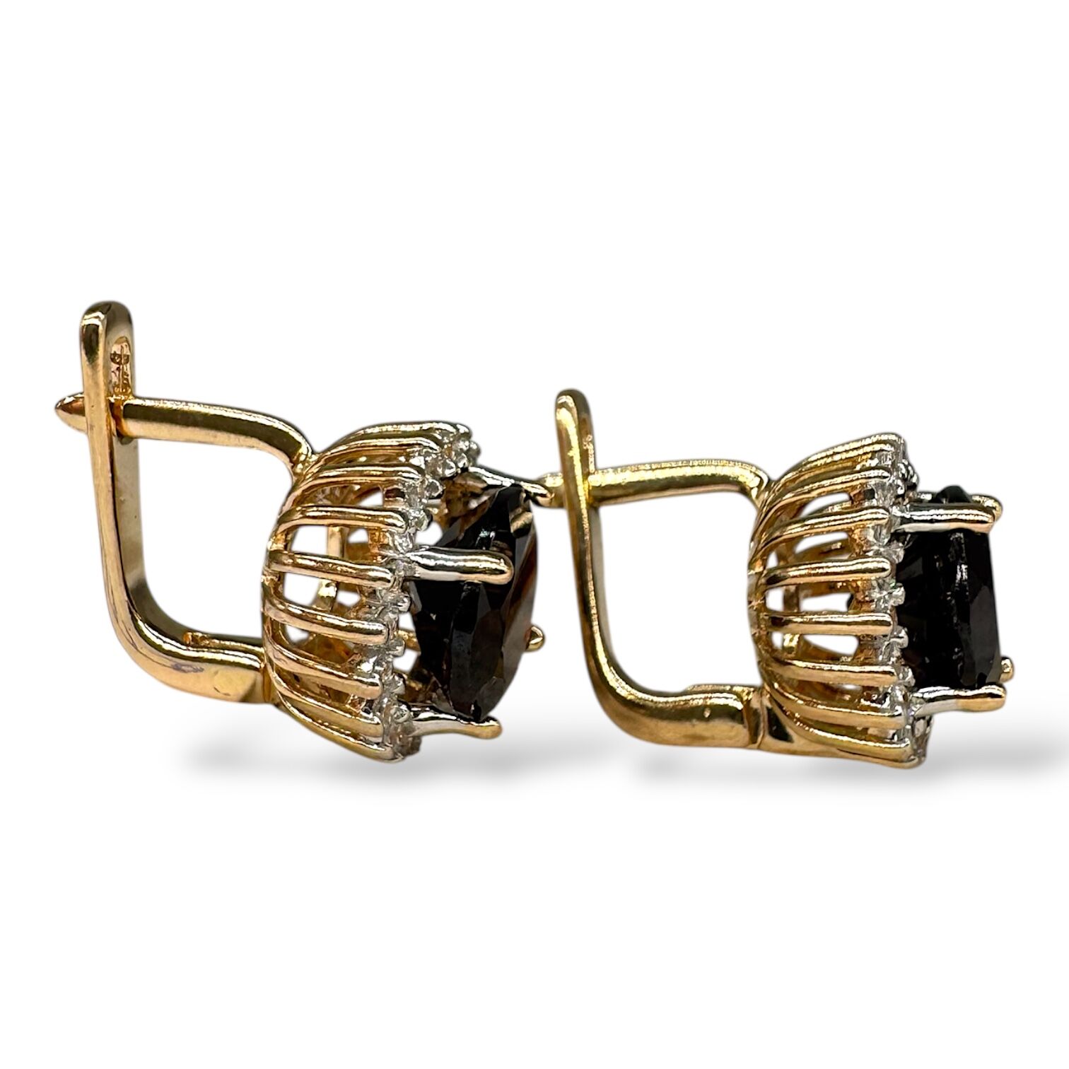 Золотые серьги с цирконами и гранатом