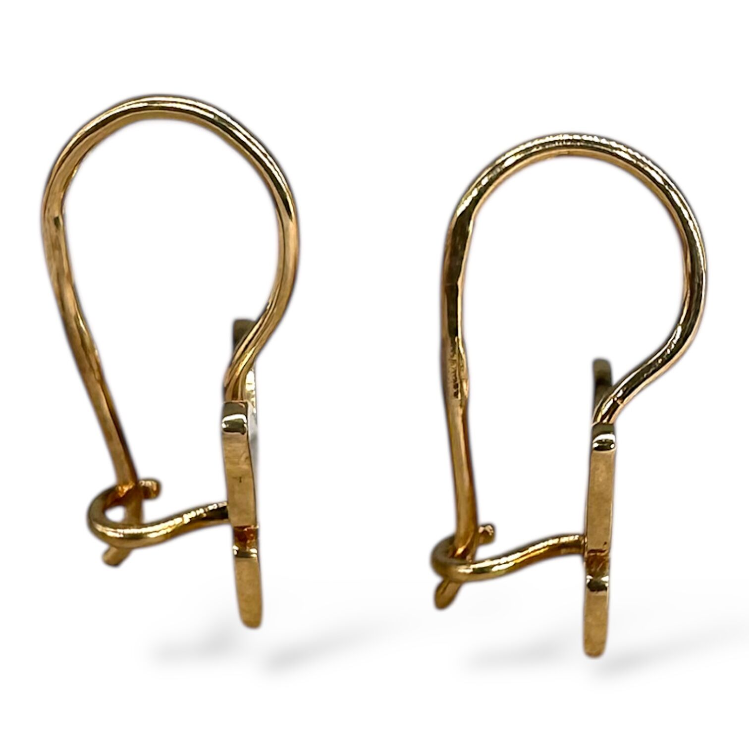 Золотые серьги с эмаллю