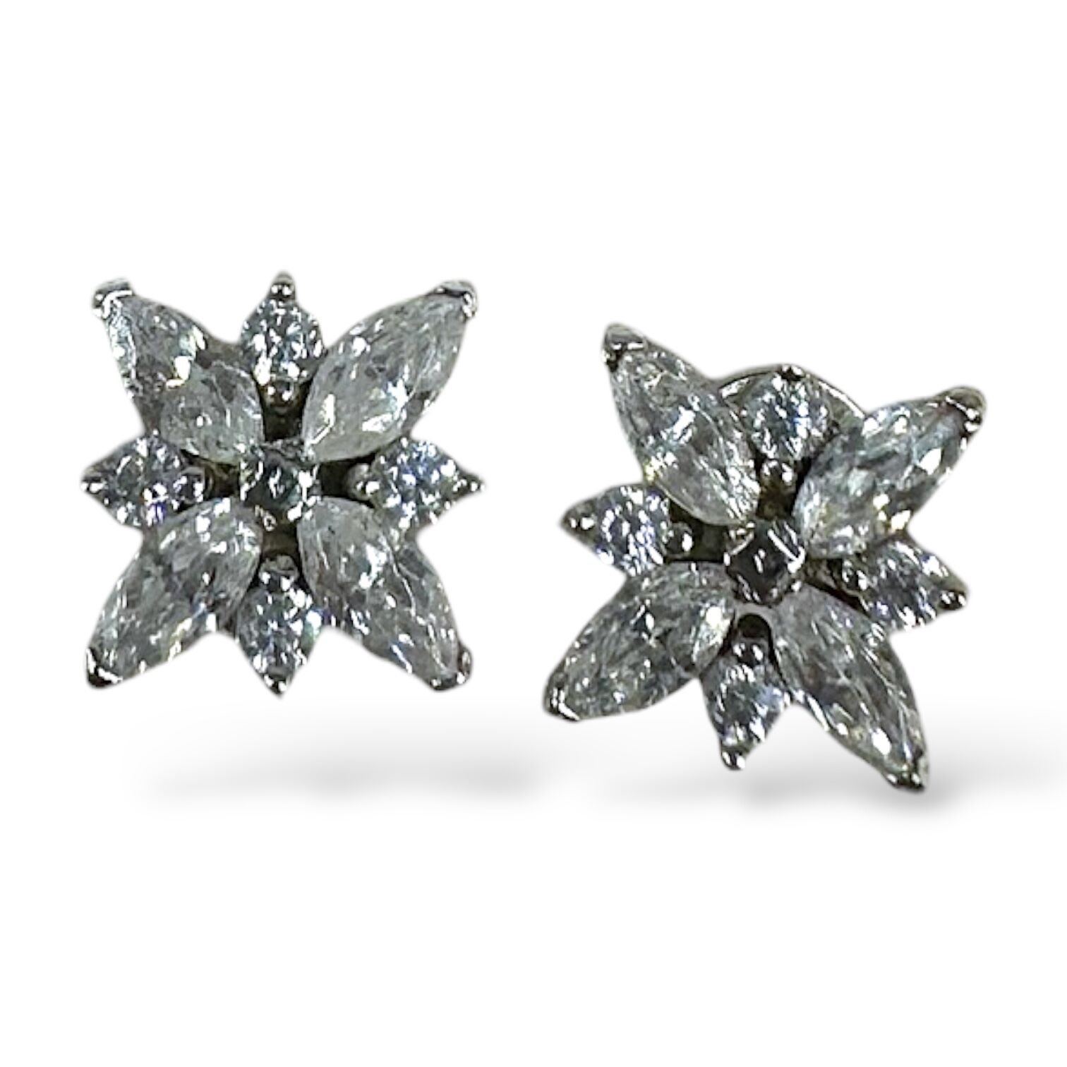 Золотые серьги с цирконами