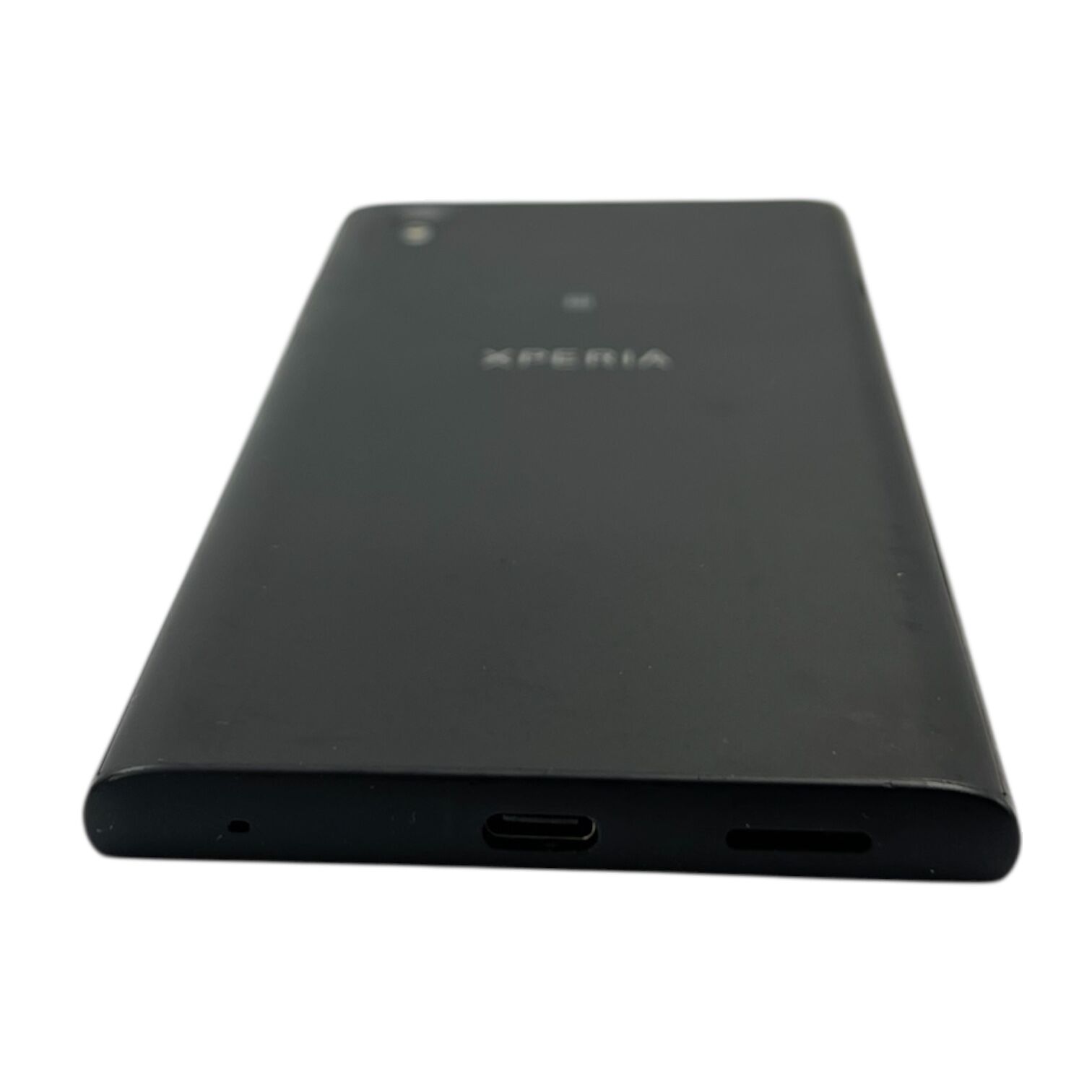 Смартфон Sony Xperia L1 2/16 ГБ